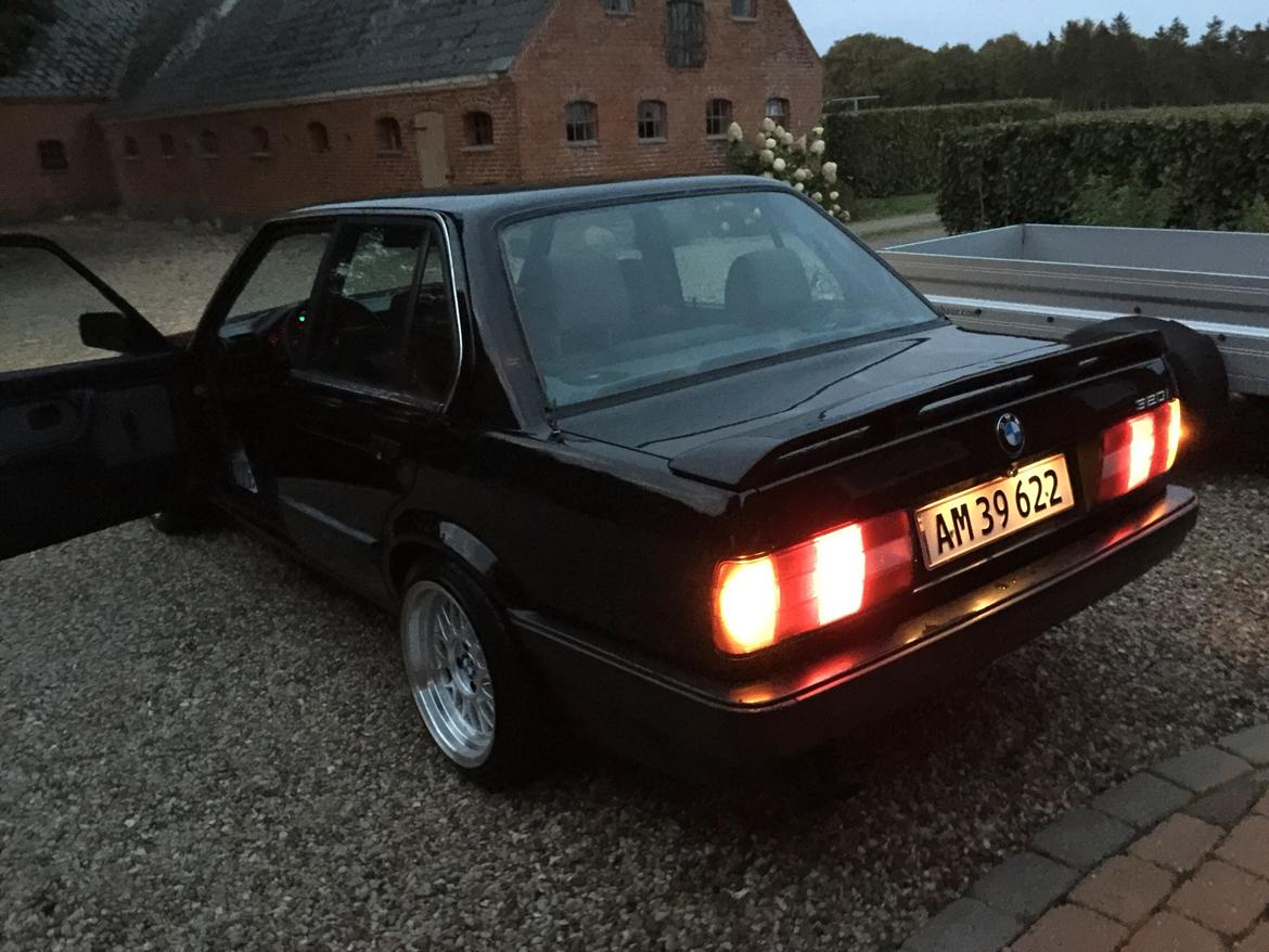 BMW 320i [Tidligere bil] billede 6