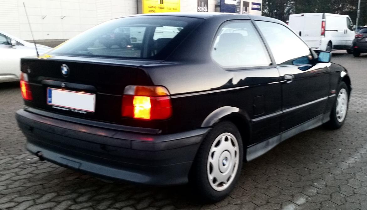 BMW 316i Compact E36 / 5 billede 2