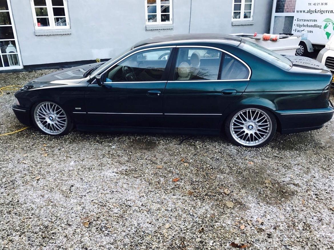 BMW E39  520i billede 16