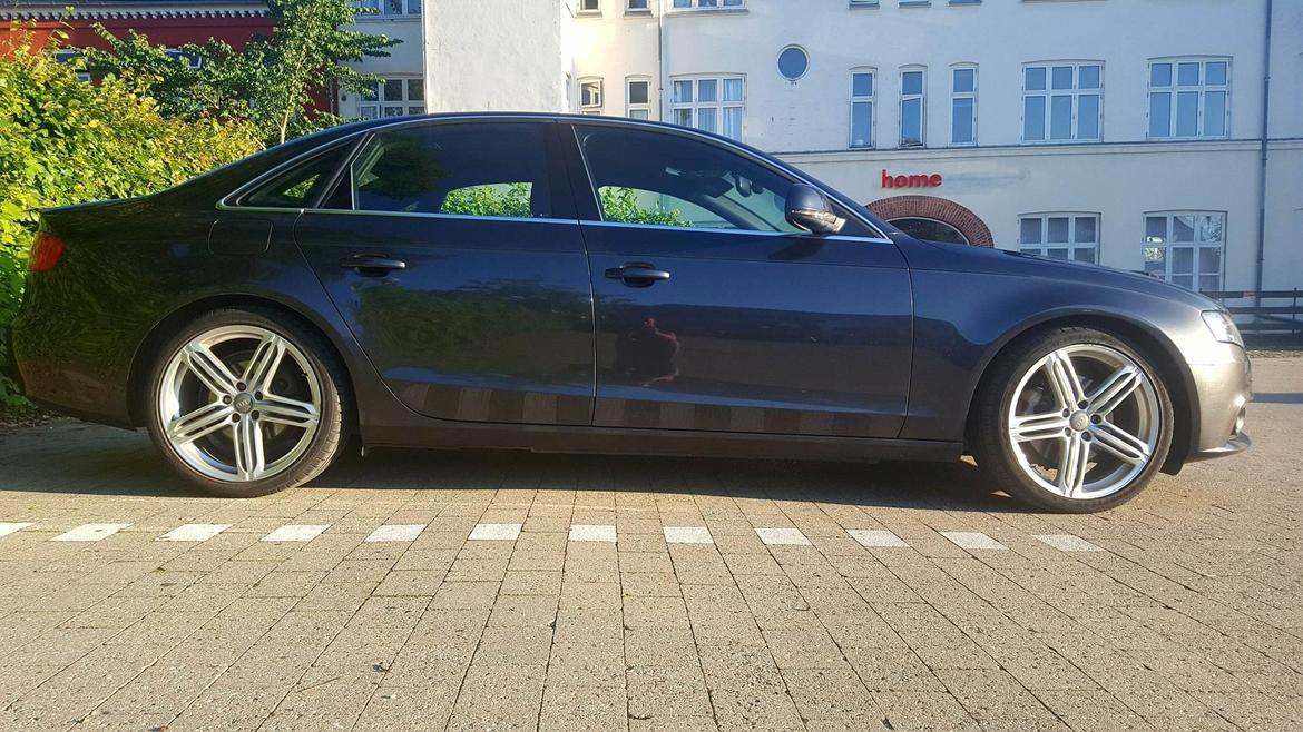 Audi A4 B8 TFSI 160 billede 2