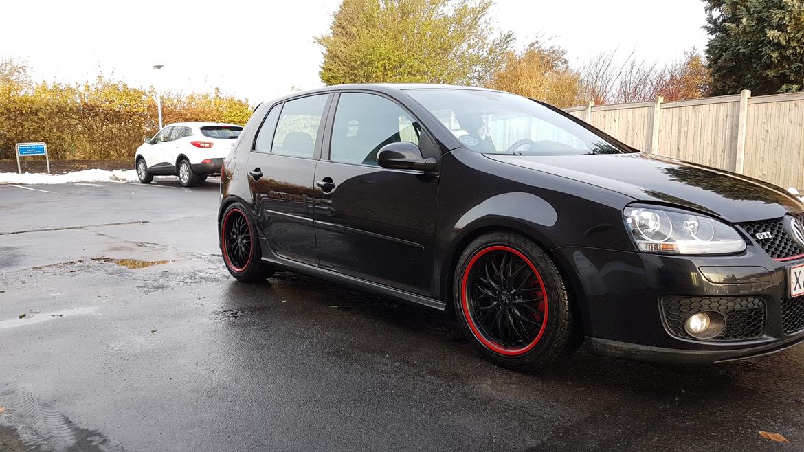 VW Golf 5 Gti - med vinterhjul billede 10