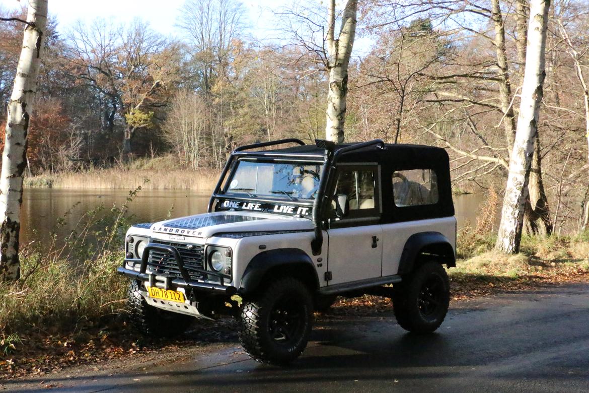 Land Rover 90 V8 softtop billede 3