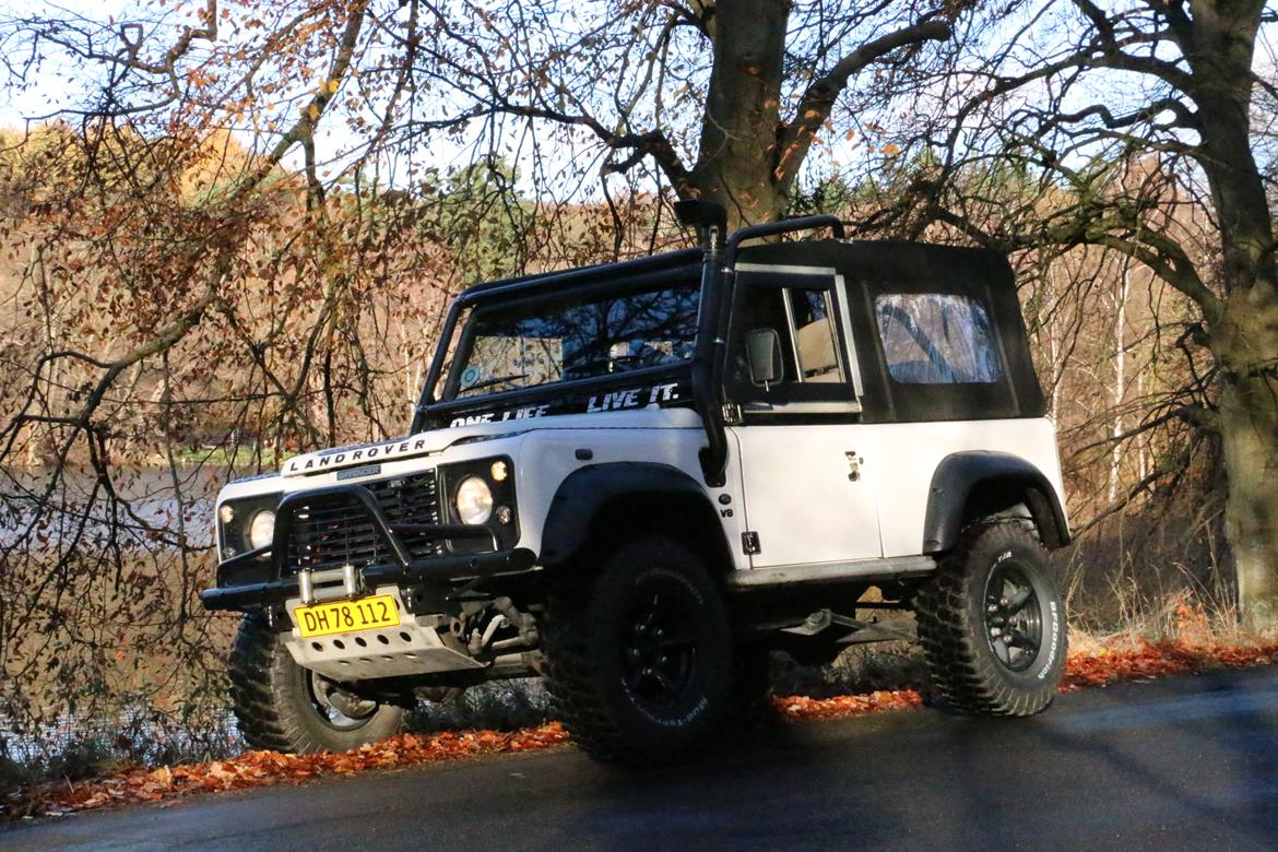 Land Rover 90 V8 softtop billede 9
