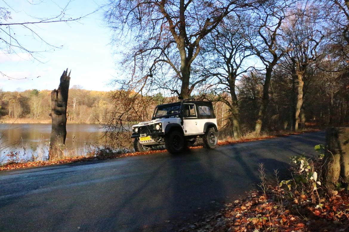 Land Rover 90 V8 softtop billede 10