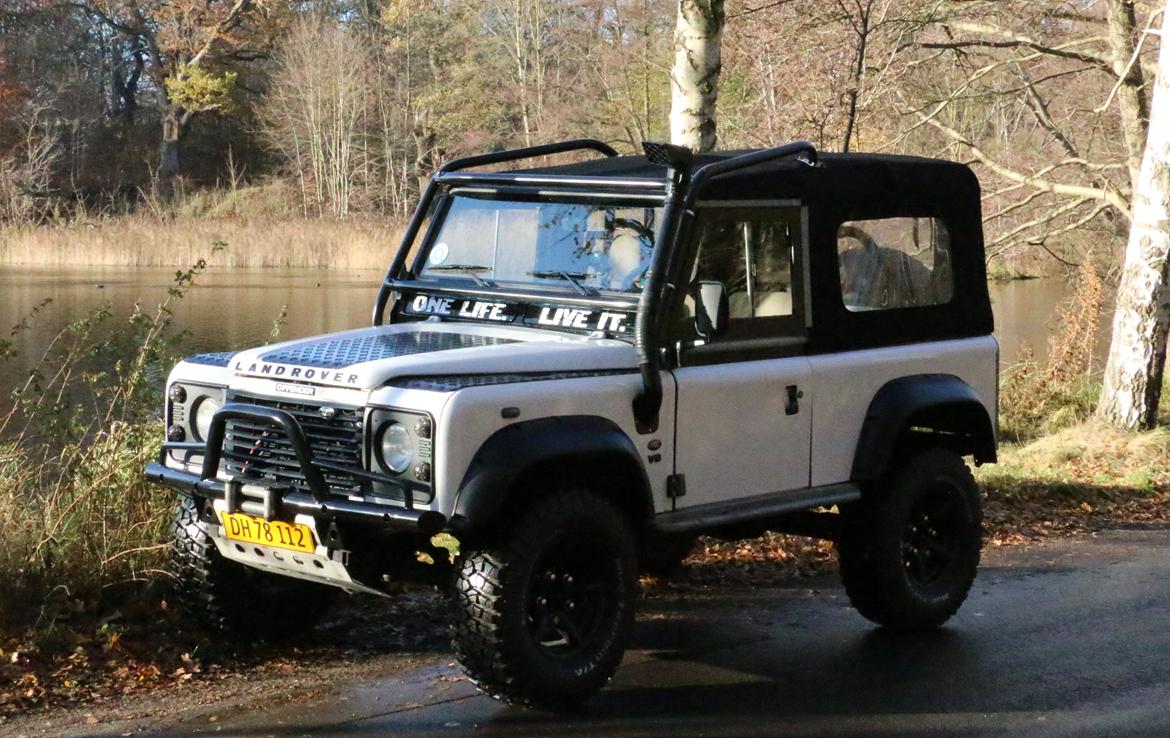 Land Rover 90 V8 softtop billede 1