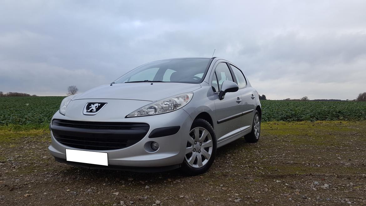 Peugeot 207 billede 1