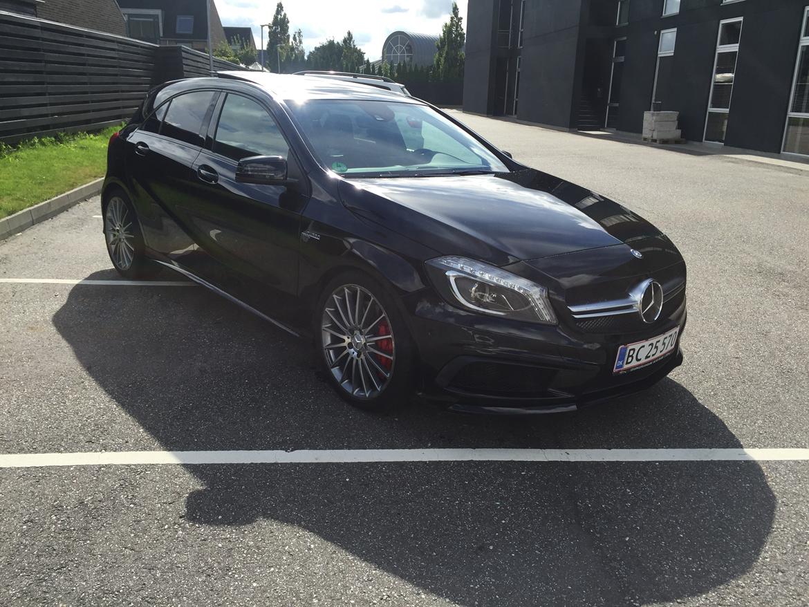 Mercedes Benz A45 AMG billede 2