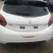 Peugeot 208 Allure BlueHDI