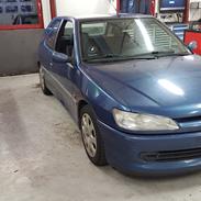Peugeot 306 GTI6