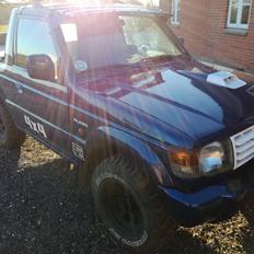 Mitsubishi pajero swb (eksport)