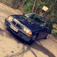 BMW E36 318i