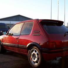 Peugeot 205 1.9 GTI