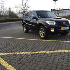 Toyota RAV4 2,0 D-4D 4X4 5d VAN ( SOLGT )