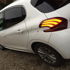 Peugeot 208 Allure