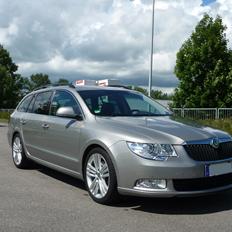 Skoda Superb Combi