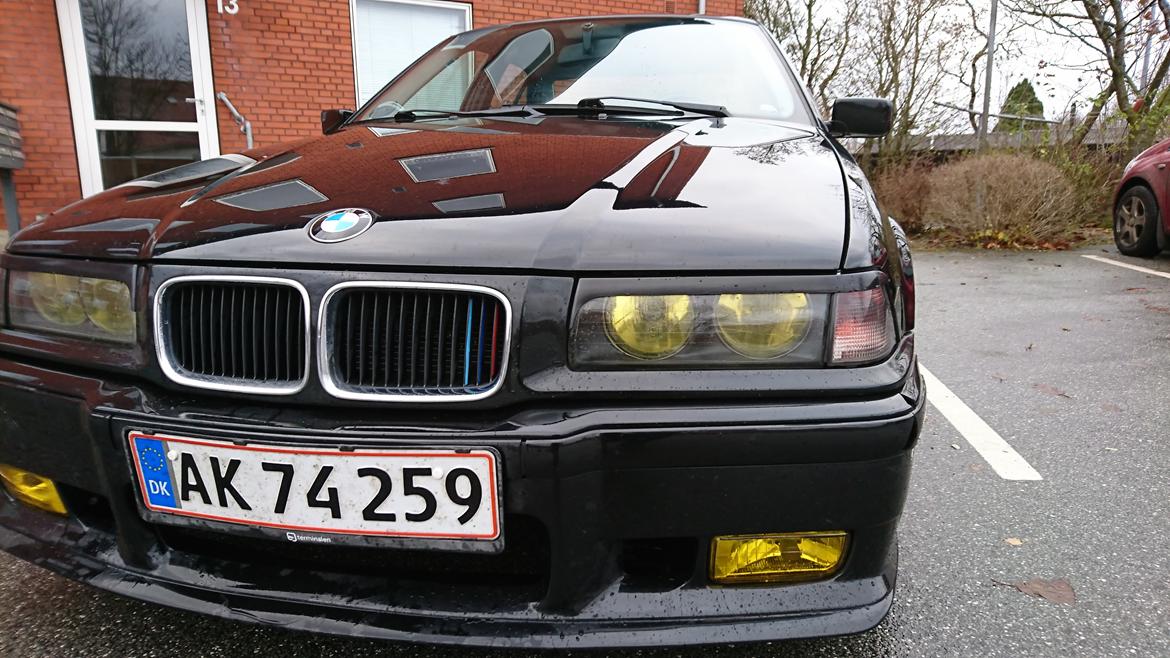 BMW e36 318i billede 1