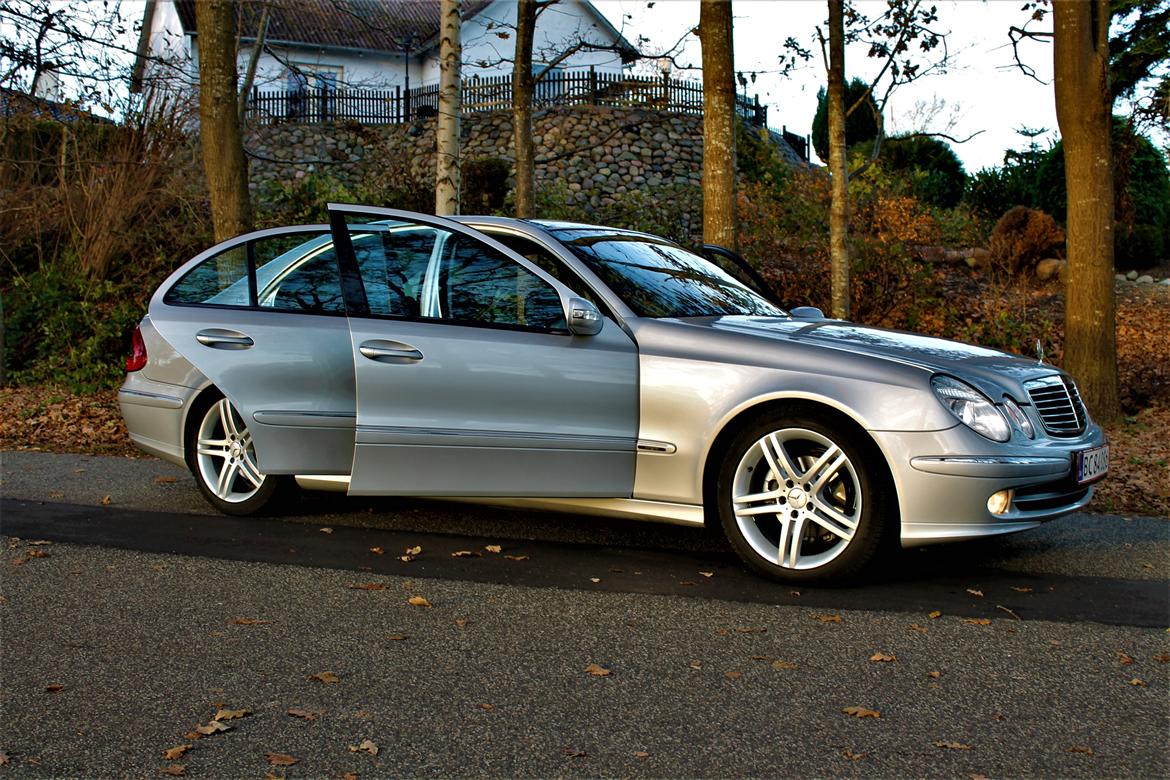 Mercedes Benz W211 E320CDI Avantgarde billede 23