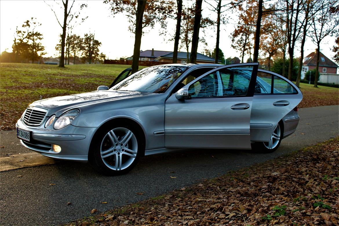 Mercedes Benz W211 E320CDI Avantgarde billede 24