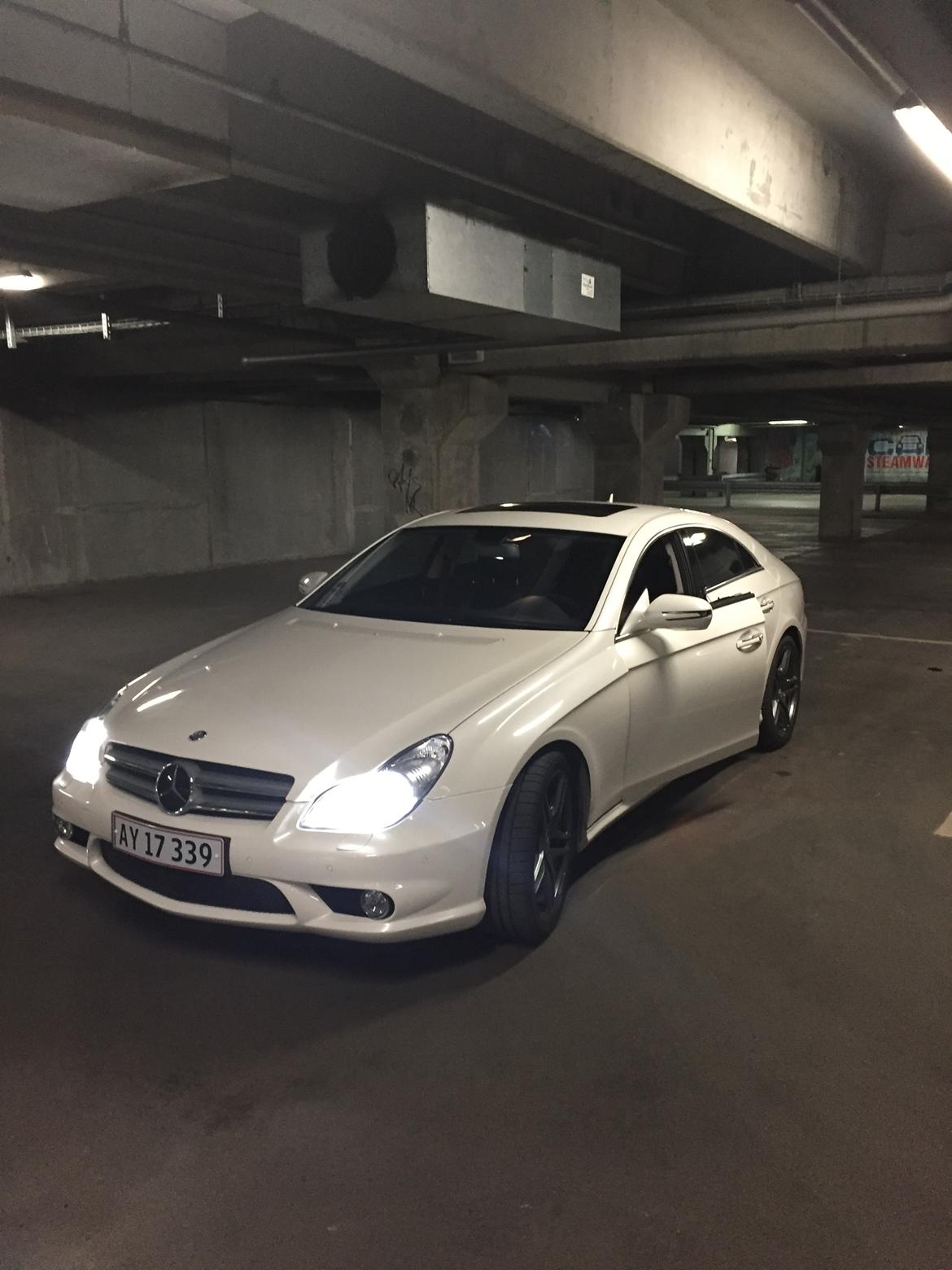 Mercedes Benz CLS320   AMG billede 1