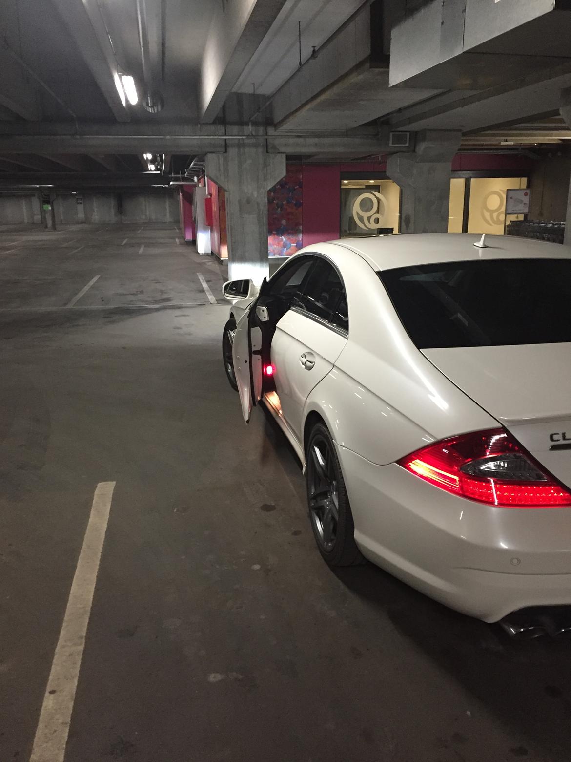 Mercedes Benz CLS320   AMG billede 4