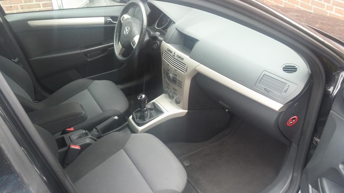 Opel Astra 1.9 CDTi Enjoy Wagon billede 5