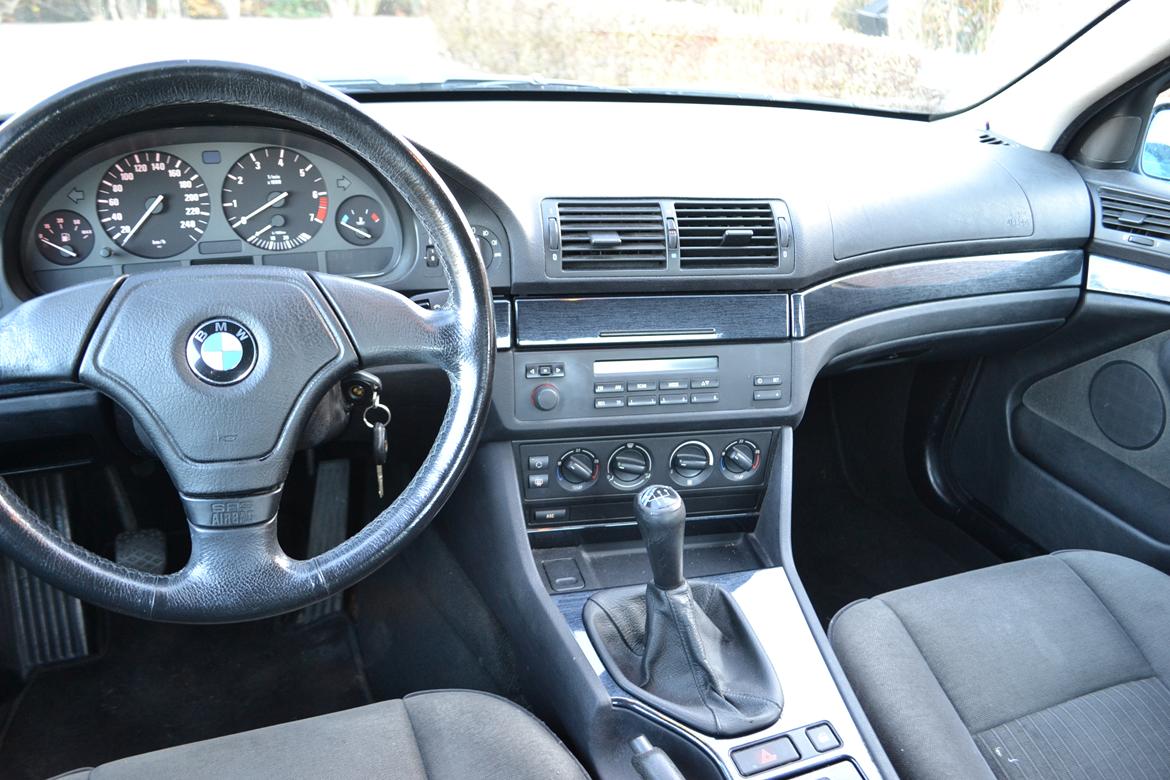 BMW 523i billede 19