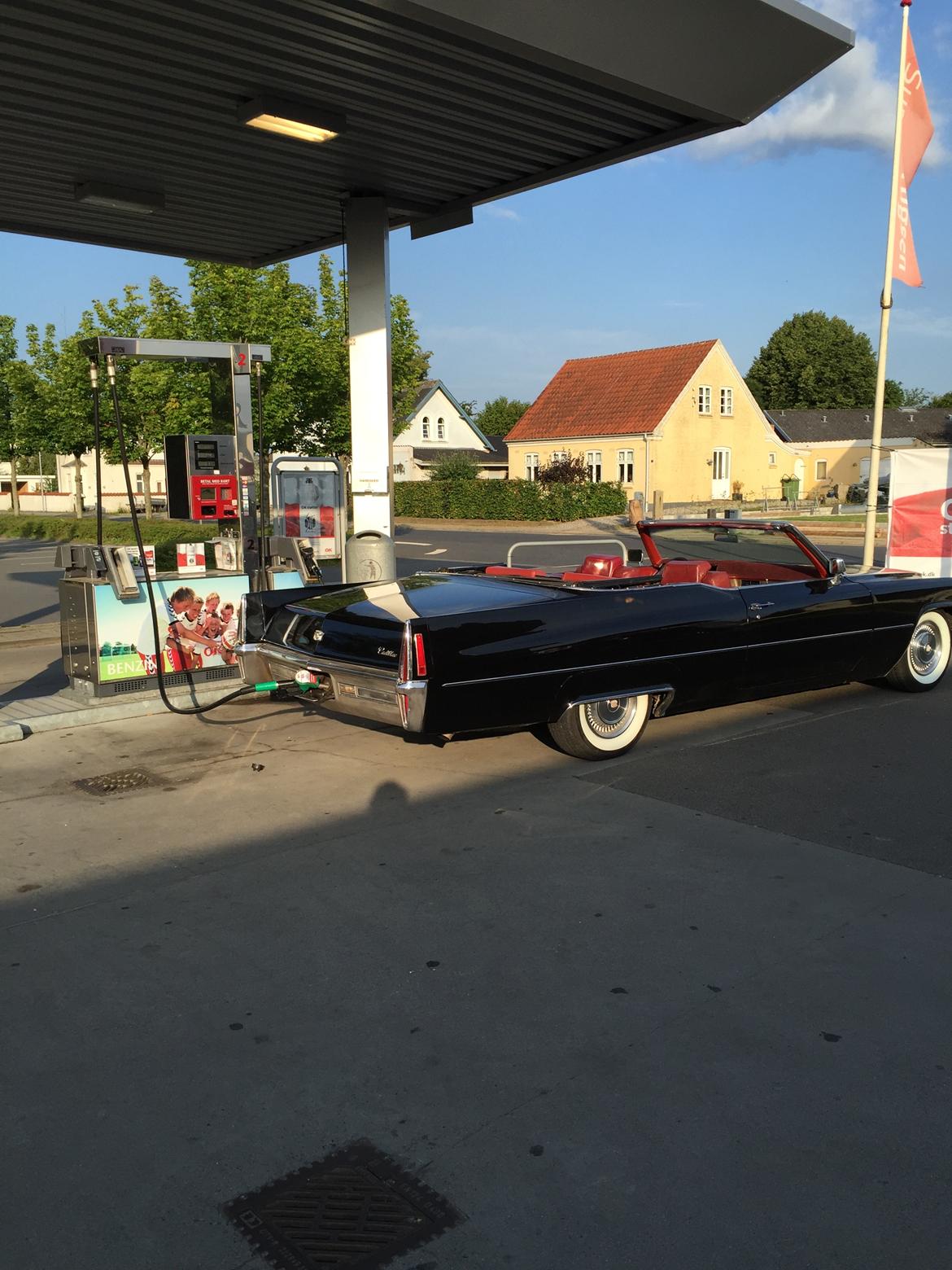 Cadillac Deville cab billede 2