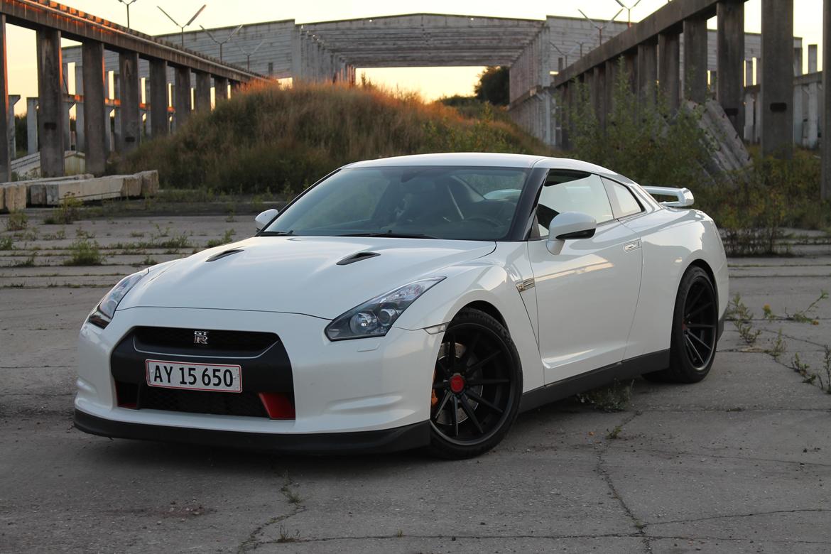 Nissan GT-R  billede 2