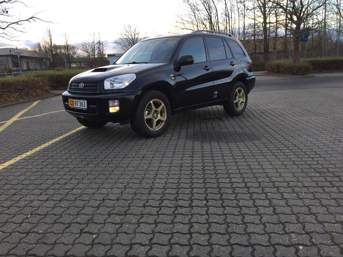 Toyota RAV4 2,0 D-4D 4X4 5d VAN ( SOLGT ) billede 1