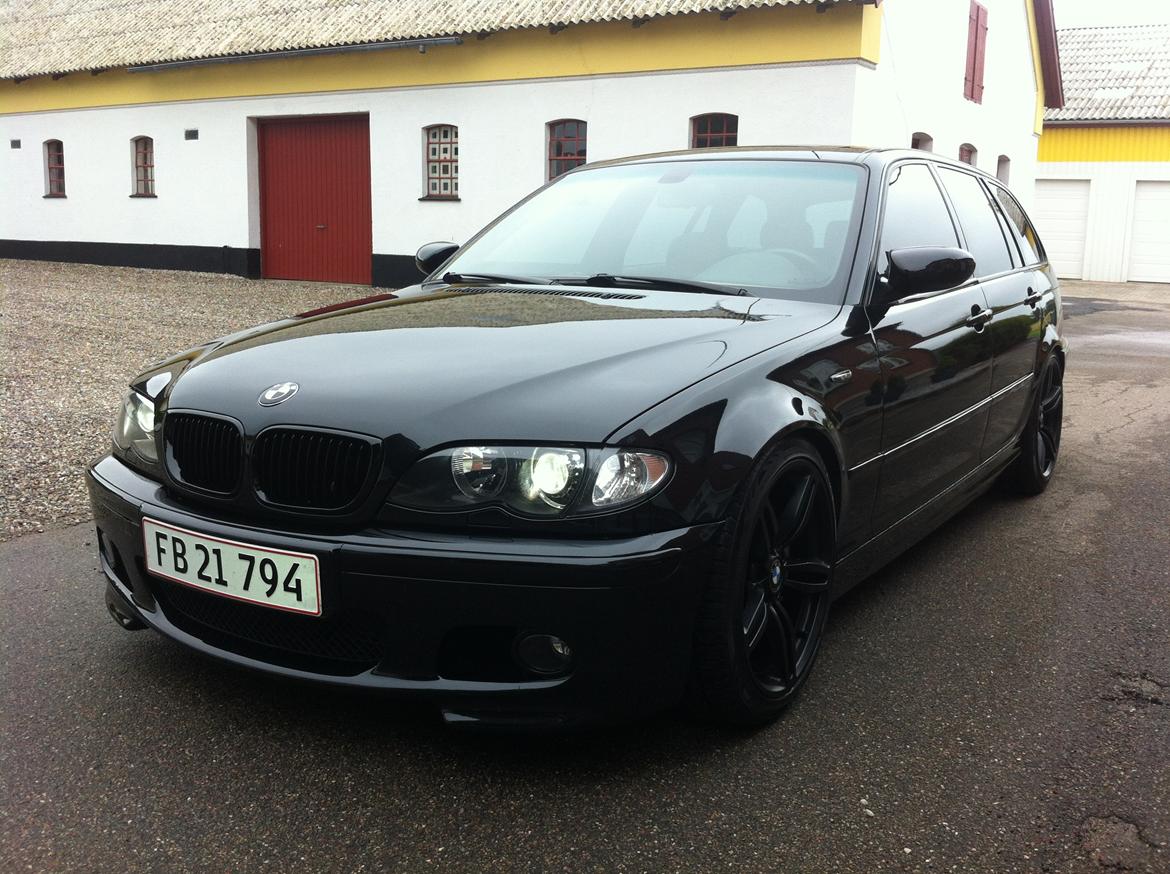 BMW E46 330D billede 2