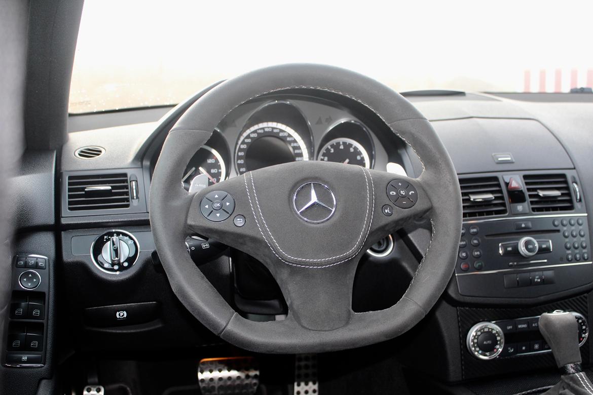 Mercedes Benz C63 AMG billede 18