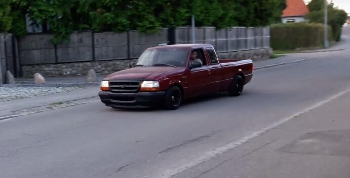 Ford Ranger LOWRIDER billede 4