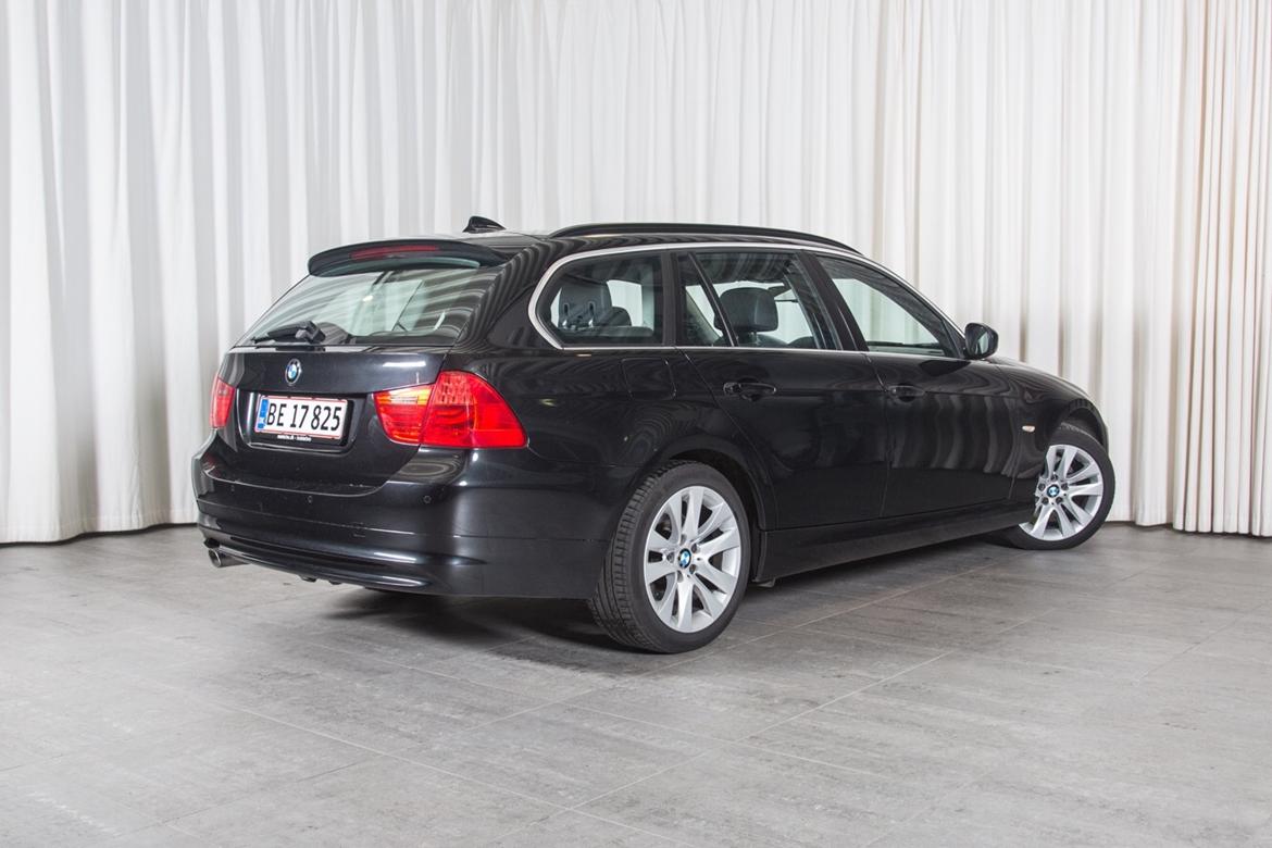 BMW 318D Touring billede 2