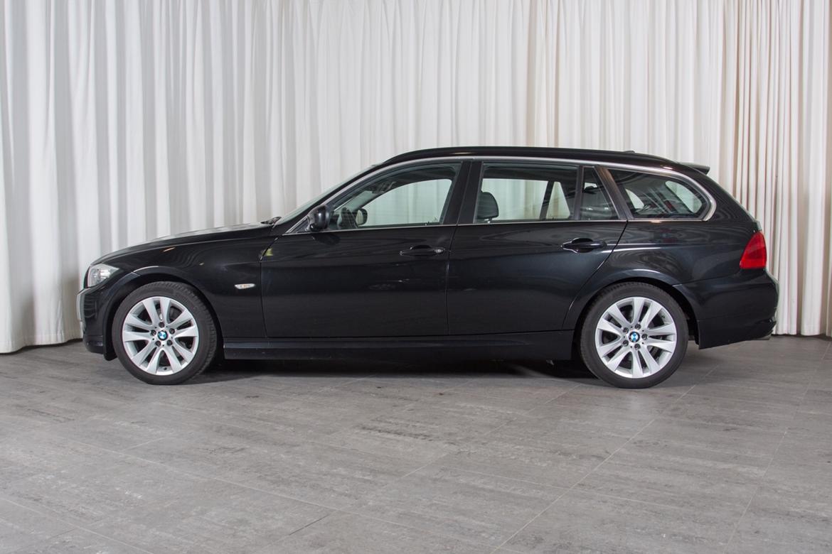 BMW 318D Touring billede 3