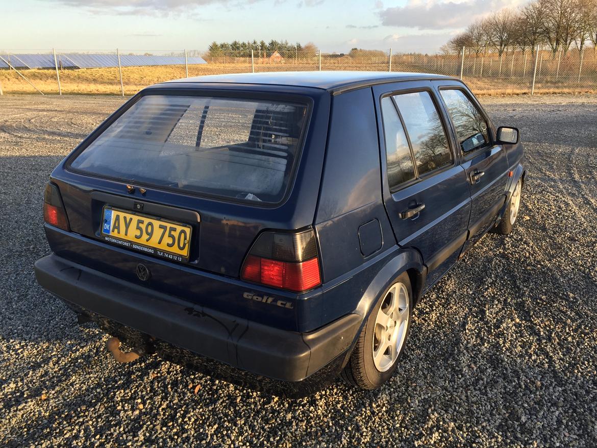 VW Golf 2 1,6D SOLGT! billede 4