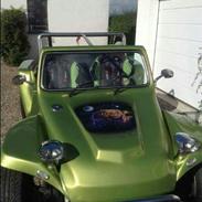 VW Beach buggy 