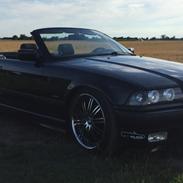 BMW E36 Cabriolet. (Fuld automatisk)
