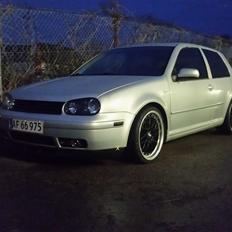 VW Golf IV 2.0 Highline (Solgt)