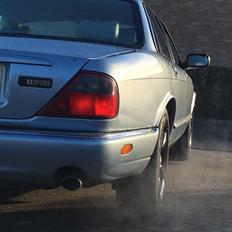 Jaguar XJ6 Sport -V6 