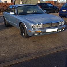 Jaguar XJ6 Sport -V6 