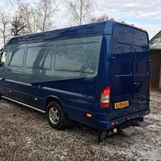 Mercedes Benz Sprinter lang model