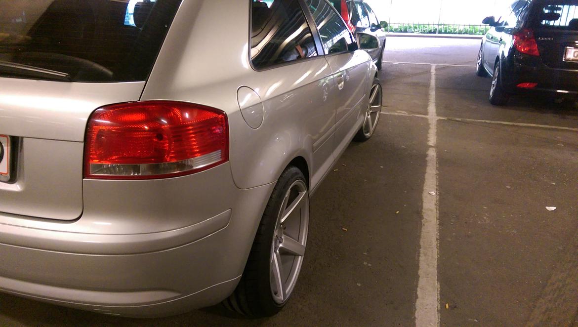 Audi A3 3.2 Quattro billede 2