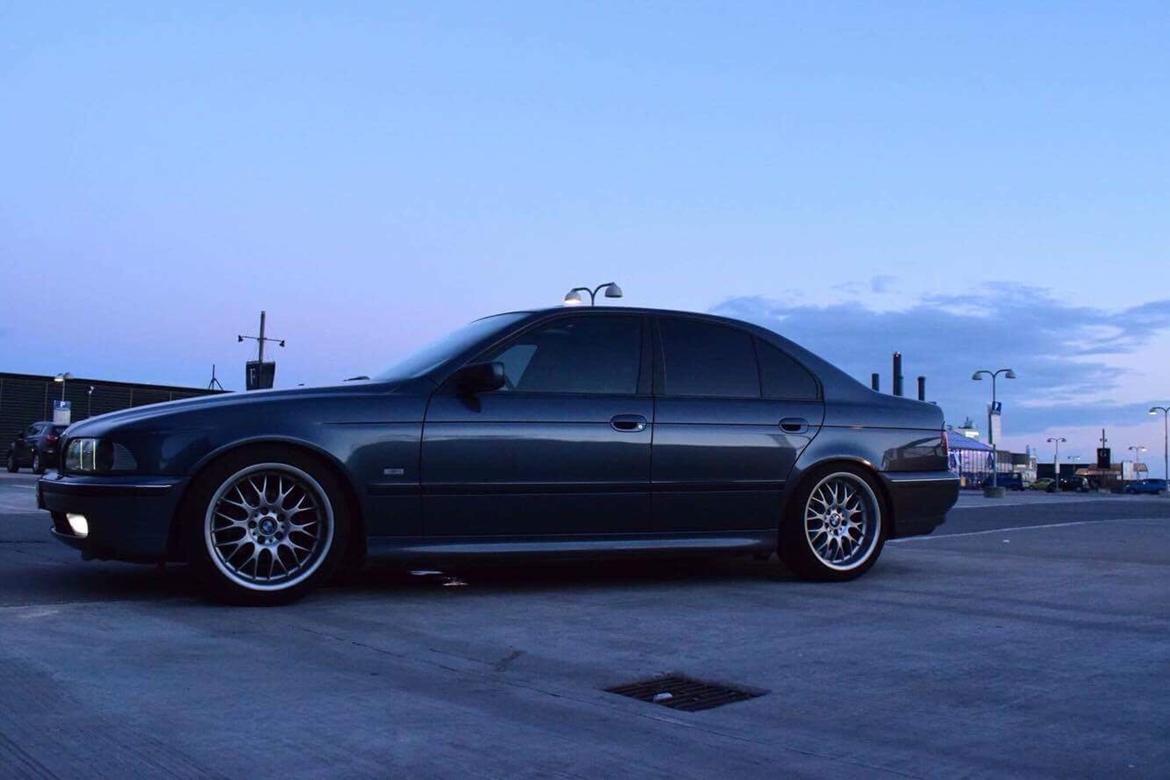 BMW E39 - 528 - Række 6 billede 14