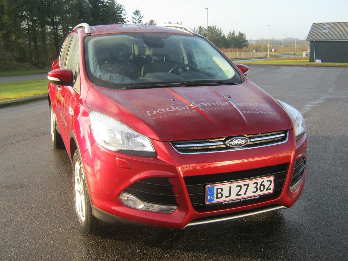 Ford Kuga 1,5 EcoBoost Titanium SOLGT billede 1