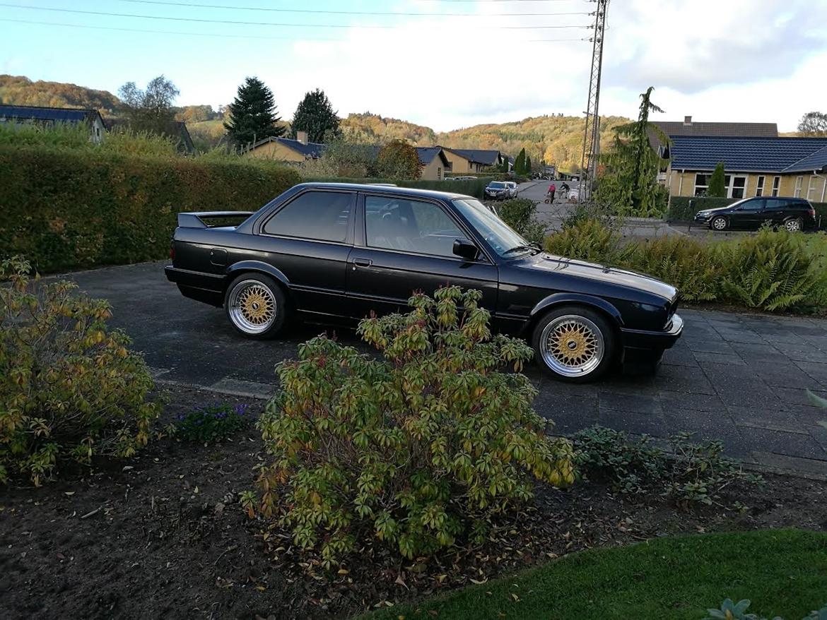 BMW E30 320I billede 6