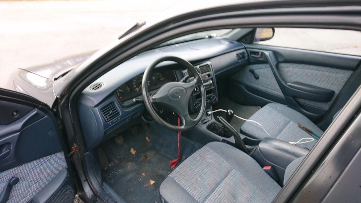 Toyota Carina e billede 11