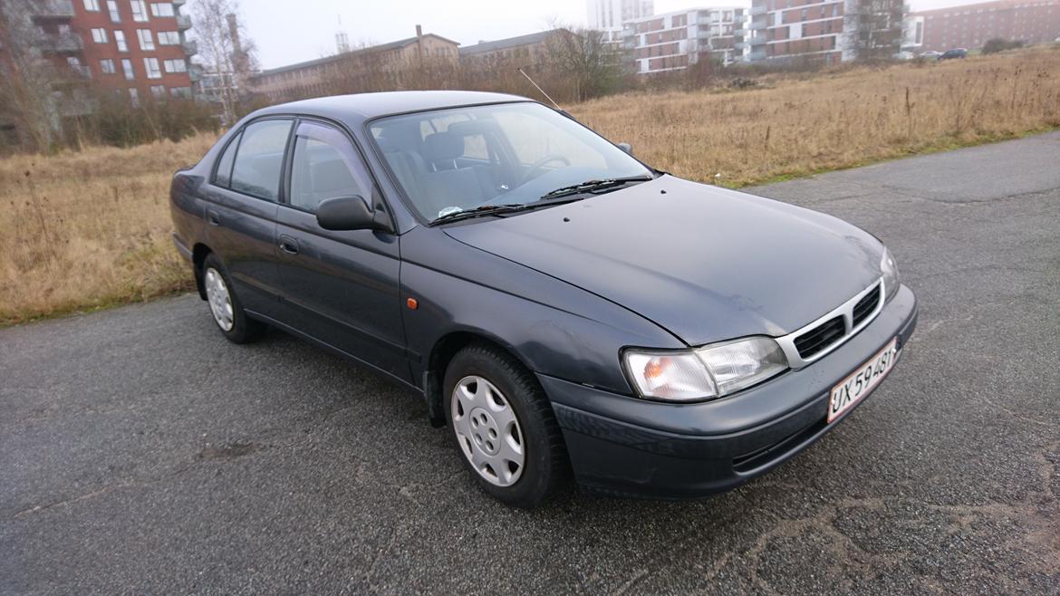 Toyota Carina e billede 6