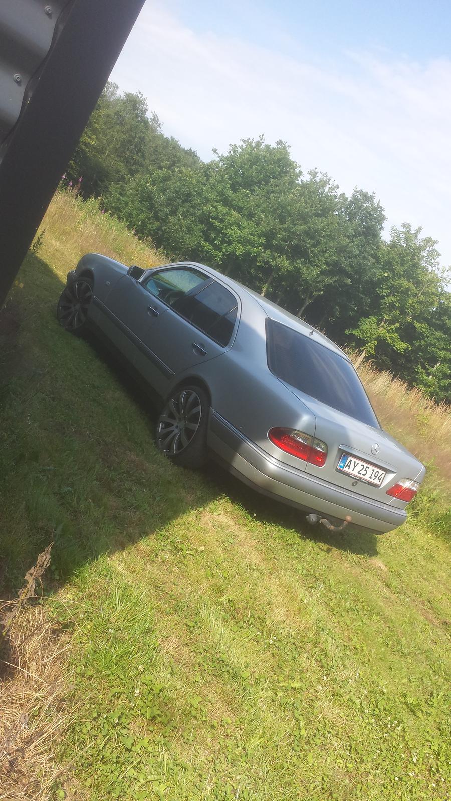 Mercedes Benz W210 E290  billede 2