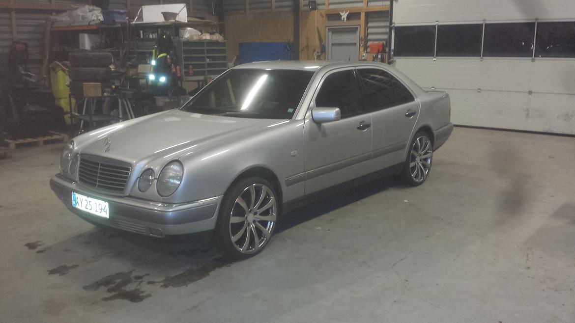 Mercedes Benz W210 E290  billede 3