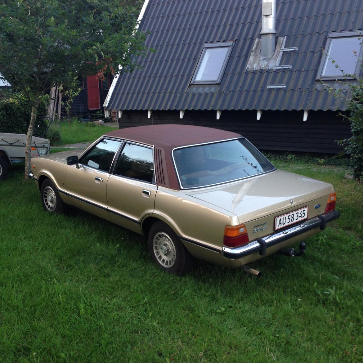 Ford Taunus Ghia 2.3 (TC2)/Ford Cortina Ghia 2.3 Mk4 billede 6